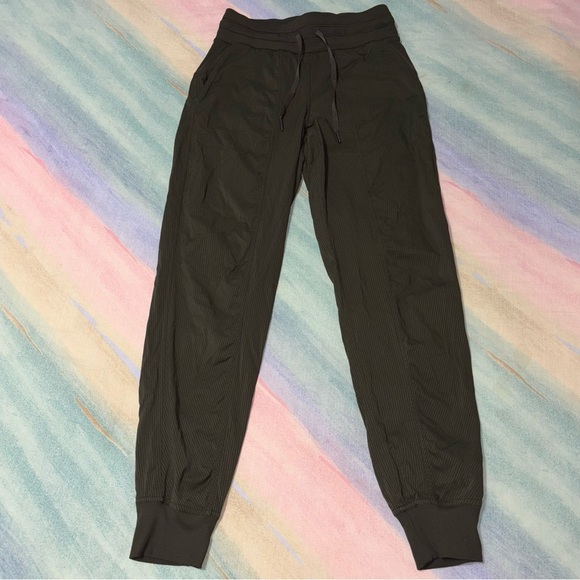 Lululemon Dance Studio Jogger *29" Dark Olive women’s size 4 - Picture 5 of 9